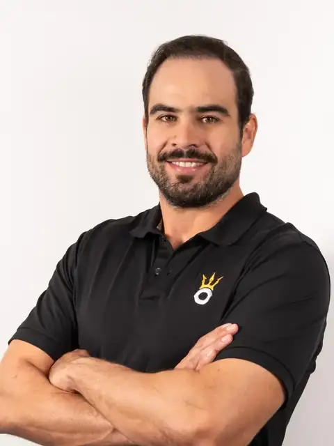 Rodrigo Herrera, Director en BUST